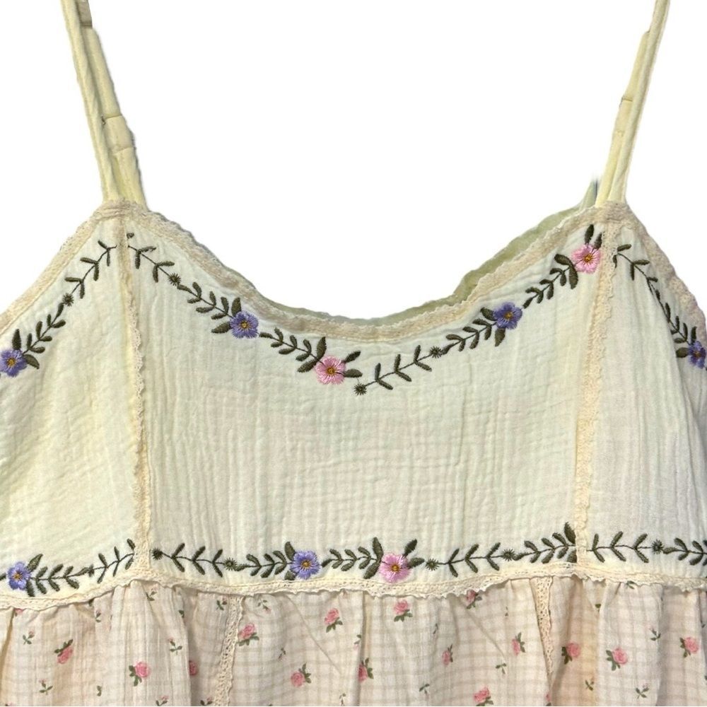 POL Mini Dress Ivory Floral Ruffle Hem Cami Beach Sundress NEW - Picture 15 of 17